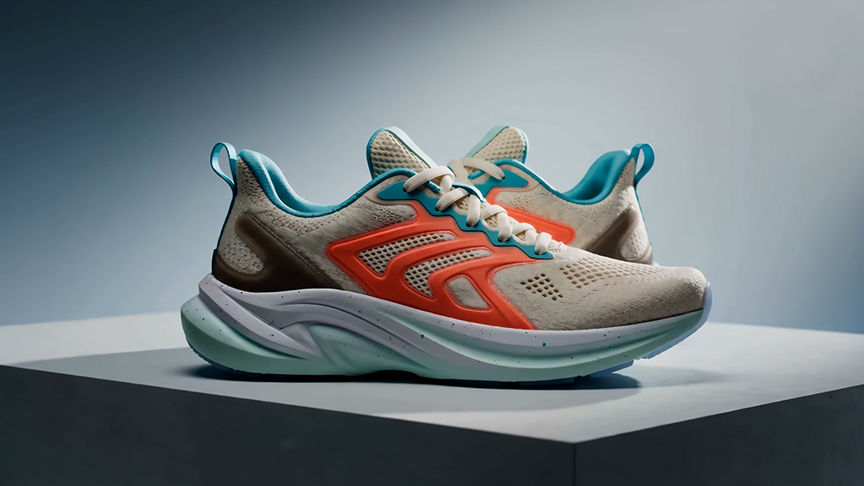 Vanta Surge running shoe packshot — the image the client supplied